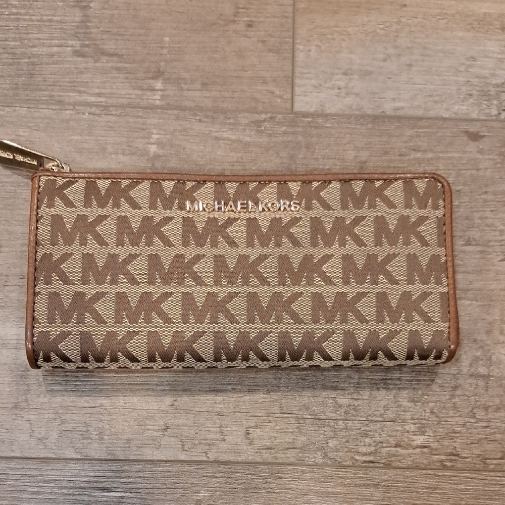 Michael Kors Signature Brown and Cream Wallet